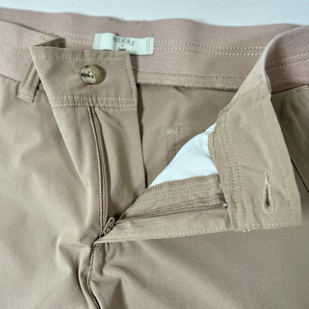 Riders by Lee women’s size 12M Women’s Bermuda Shorts - Picture 5 of 17
